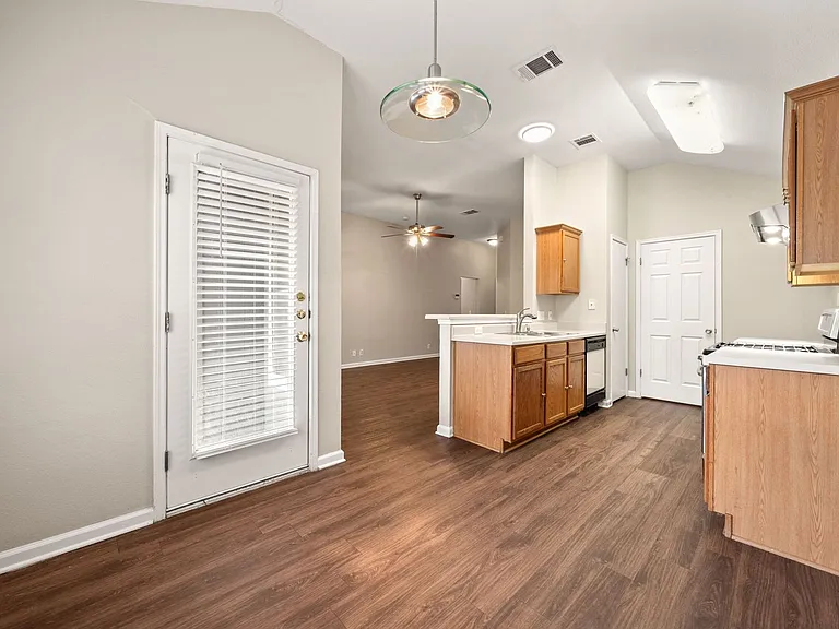 4904 Gnarled Oak Cv — Photo 9