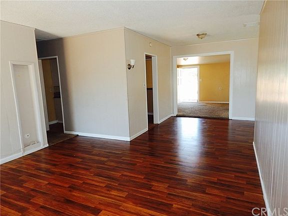 4th image of 24396 Groven Ln