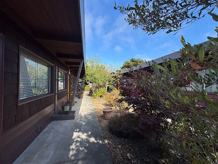 730 I St — Photo 11