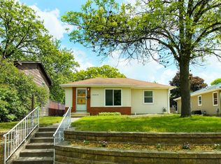 4110 Adair Ave N, Robbinsdale, MN 55422