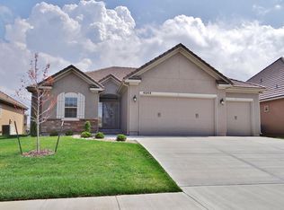 4245 Ne Park Springs Drive, Lees Summit, MO 64064