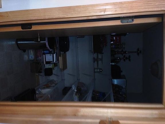 Walk in pantry