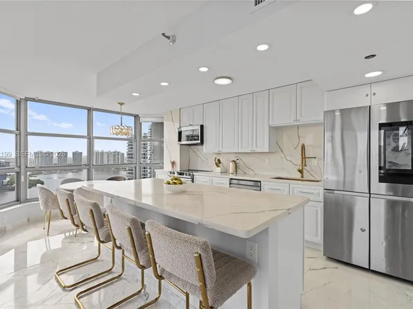 3500 Mystic Pointe Dr, Aventura, FL