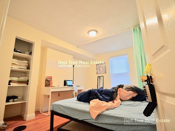 3rd image of 73 River St 4b Cambridge Ma 02139 #4BA