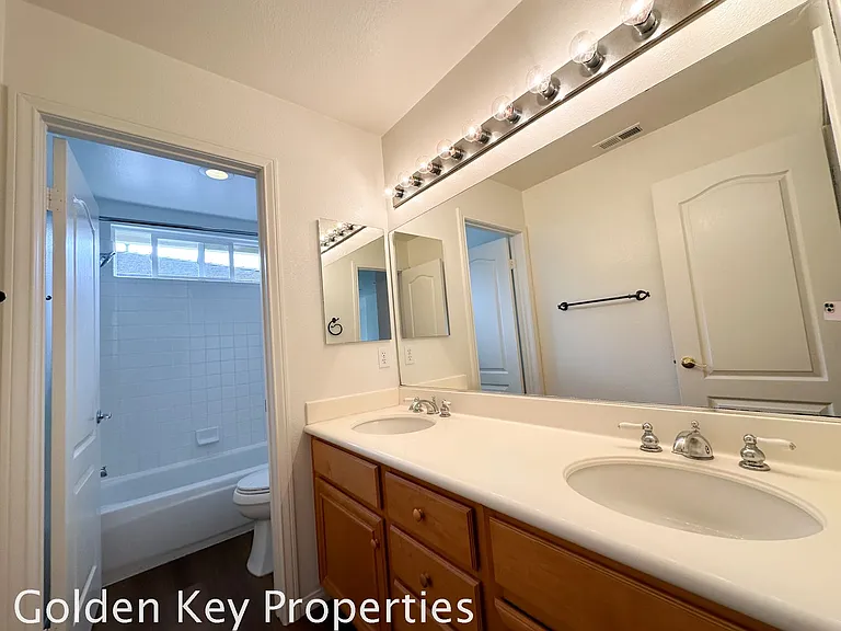 1188 Abelia Ave — Photo 19