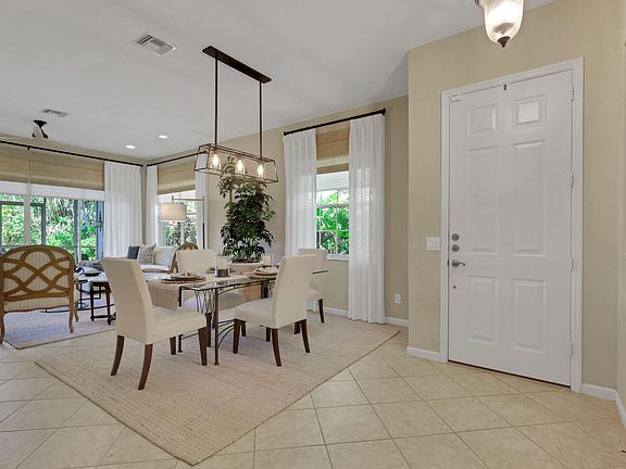 3rd image of 4501 Cardinal Cove Ln