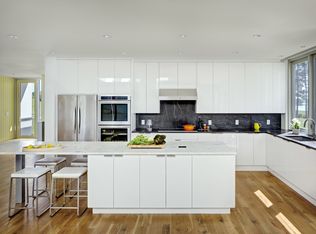 354 Deep Point Rd, Montross, VA 22520