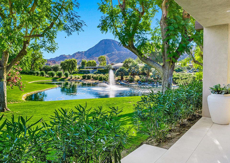 1st image of 74695 Arroyo Dr