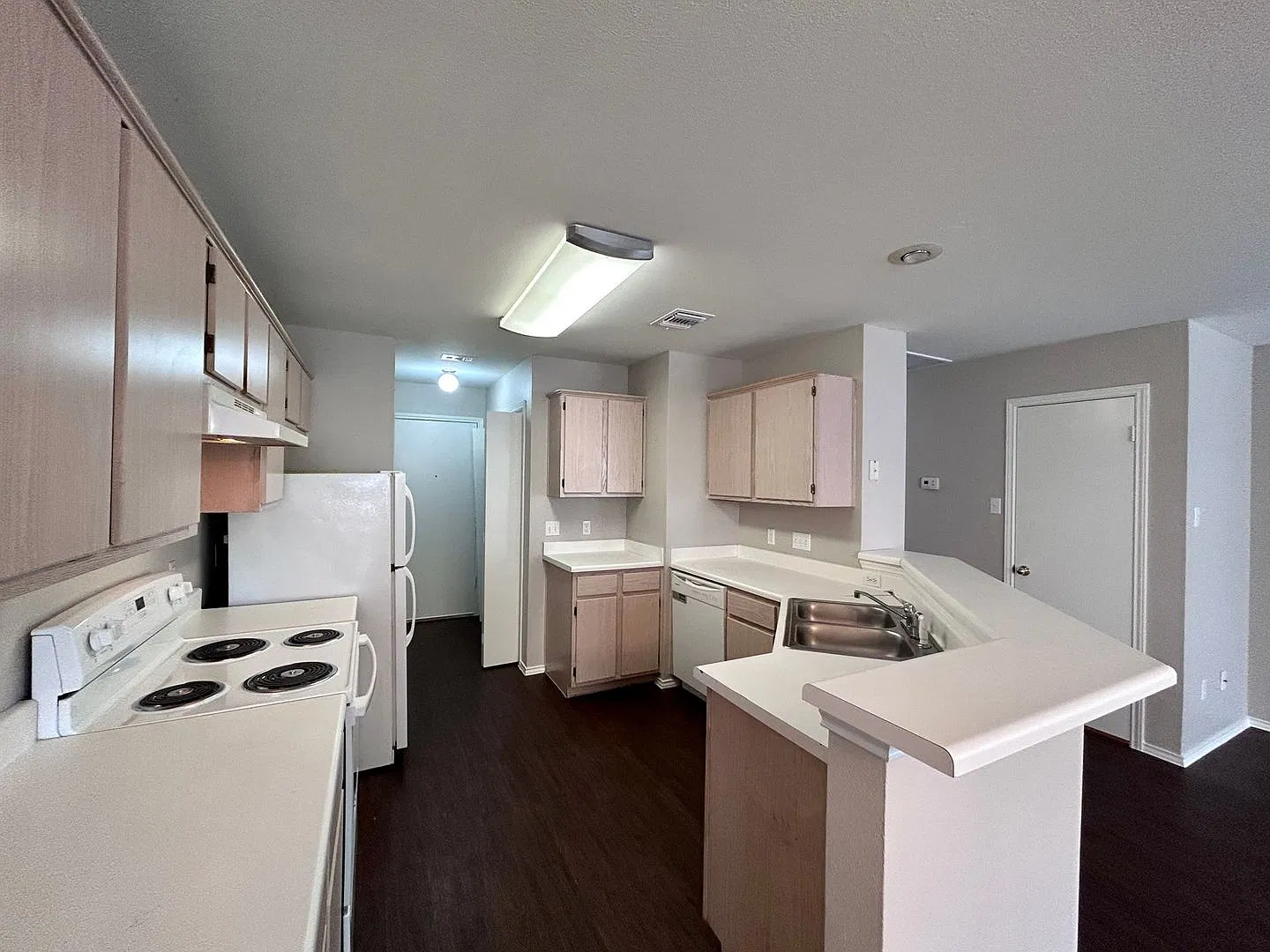 9701 Nightjar Dr — Photo 4