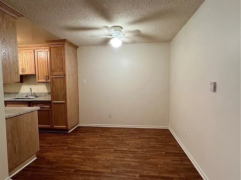 535 E Hazel St #6 — Photo 3