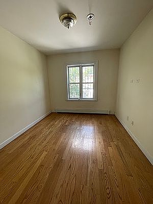 2nd image of 14743 Coolidge Ave Floor 1