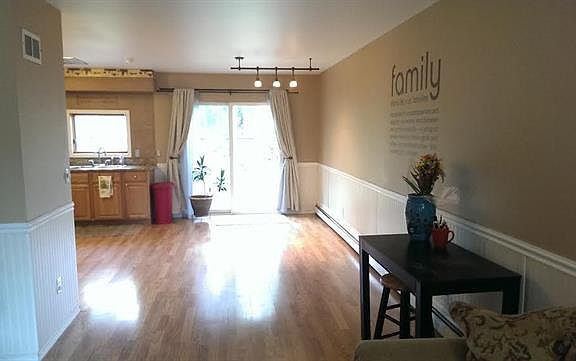 2nd image of 411 Haines Ave