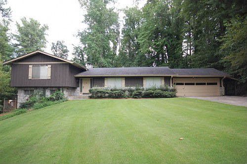 1st image of 2635 Smoketree Ct