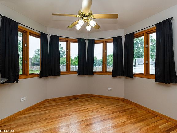 5th image of 14040 E Laramie Ct