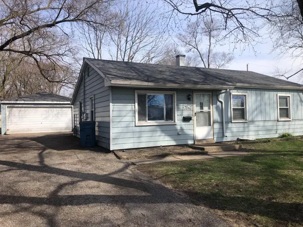 7843 Walnut Ave, Hammond, IN 46324