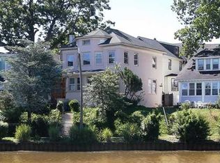 96 Lake Ave, Ocean Grove, NJ 07756