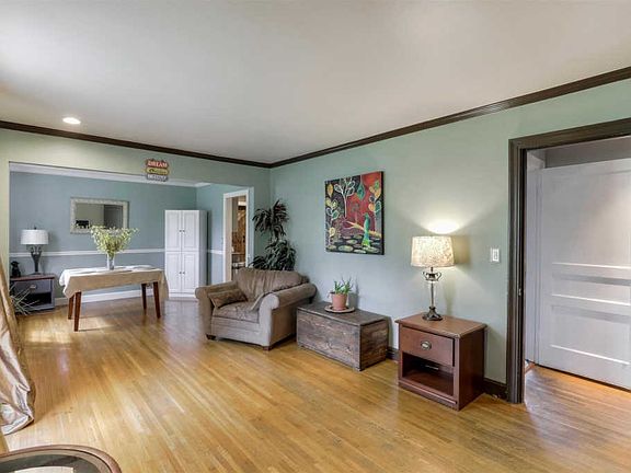 5th image of 516 Brentlawn Dr