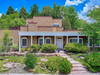 1724 Avenida Alturas NE, Albuquerque, NM, 87110