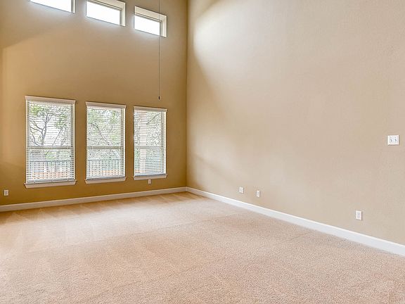 5th image of 15509 Cinca Terra Dr
