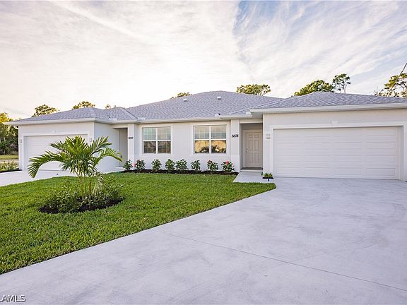 5th image of 3914 SW 15th Pl