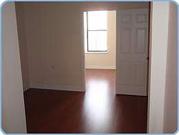 4th image of 2308 7th Ave Frnt 1
