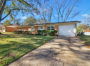 921 Golden Rd, Tyler, TX 75701