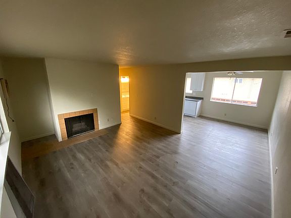 2nd image of 220 Richfield Dr APT 3