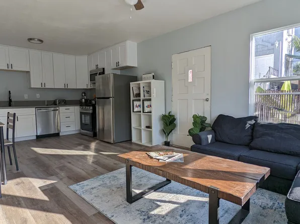 LB1210 RUBS, 1210 Atlantic Ave #A, Long Beach, CA 90813