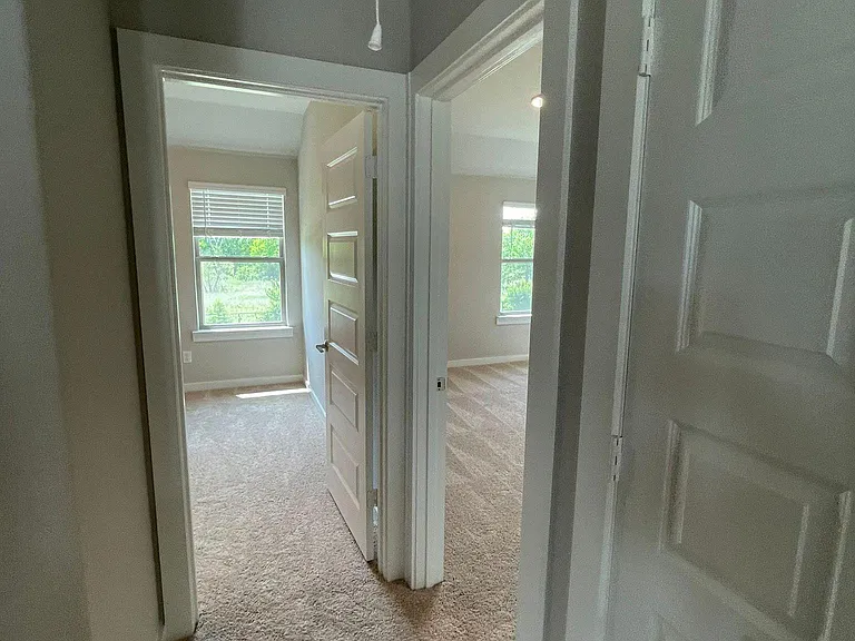1101 Mahogany Dr — Photo 46