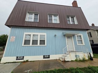 408 Huron St #E, South Haven, MI 49090