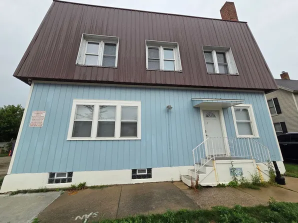 408 Huron St, South Haven, MI