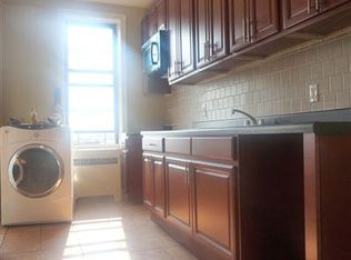 100 Bristol St, Brooklyn, NY 11212