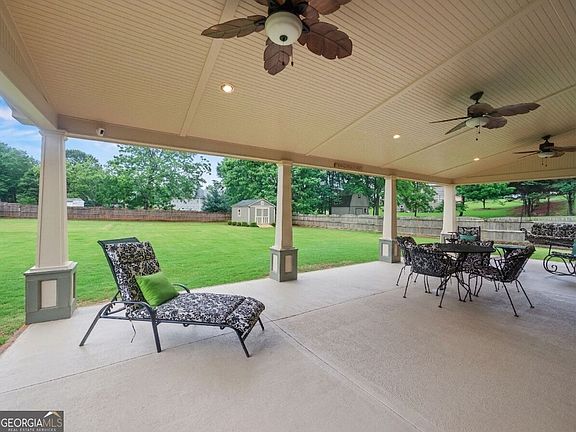 3rd image of 5727 Pleasant Woods Dr