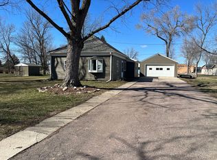 206 Main St, Harrisburg, SD 57032