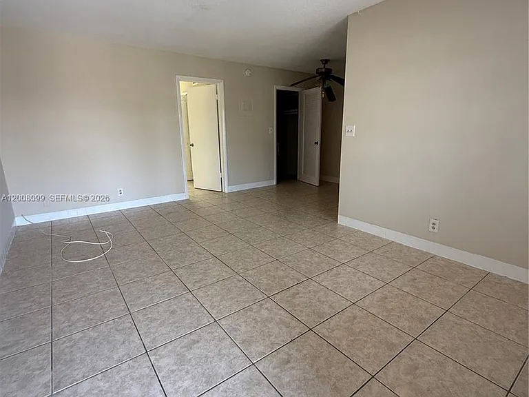 1211 NE 23rd Ave #2 — Photo 10