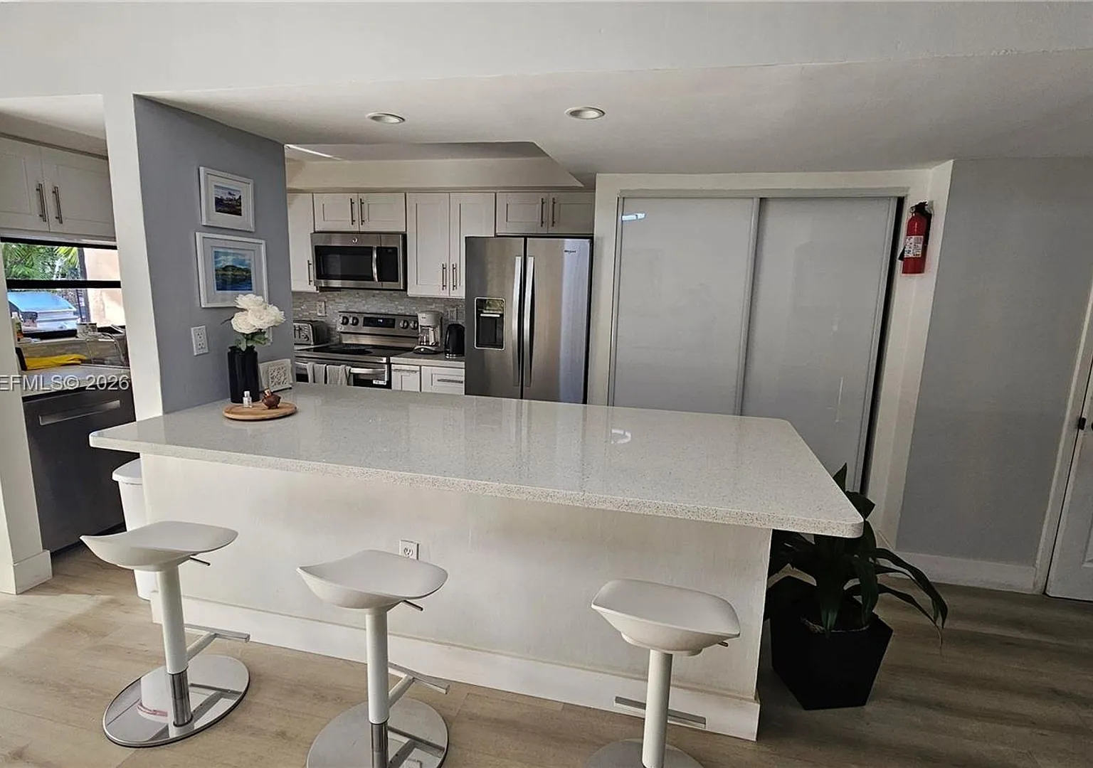 16446 Ne 27th Pl #Townhouse 38 North Miami Beach, Fl 33160 — Photo 1