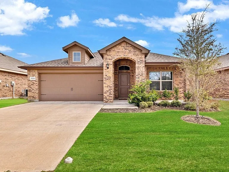 9104 Herringbone Dr — Photo 1