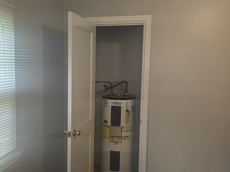 118 Clark Blvd — Photo 28