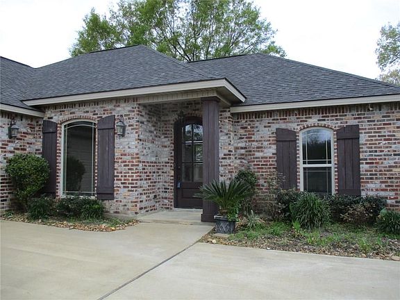 3rd image of 115 Clubhouse Dr