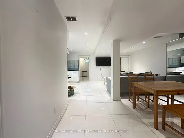 157 Black Maple Cres #BASEMENT — Photo 5