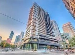 352 Front St W #102, Toronto, ON M5V 0K3
