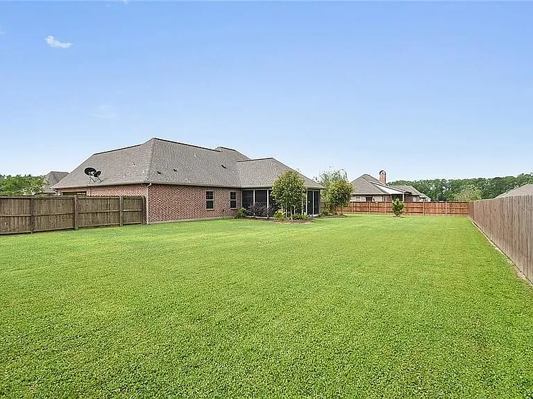 2750 Ithaca Dr — Photo 19