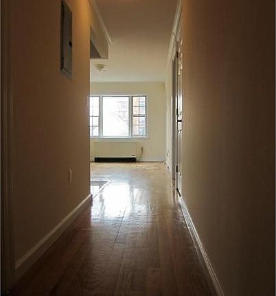 4th image of 1438 31st Dr APT 3