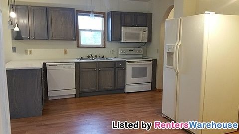 2nd image of 153 N Agency St