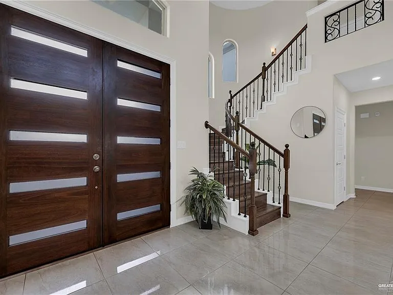 3817 Santa Fe St — Photo 10