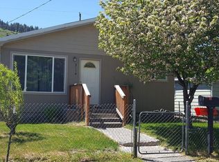 2114 Walnut St, La Grande, OR 97850