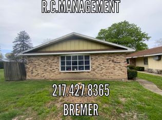 116 Bremer Ave APT B, Danville, IL 61832