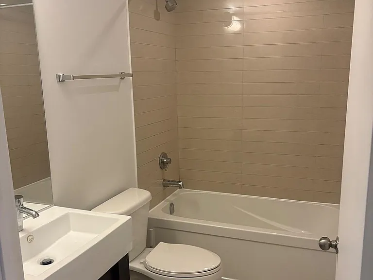 840 Queens Plate Dr #501 — Photo 18