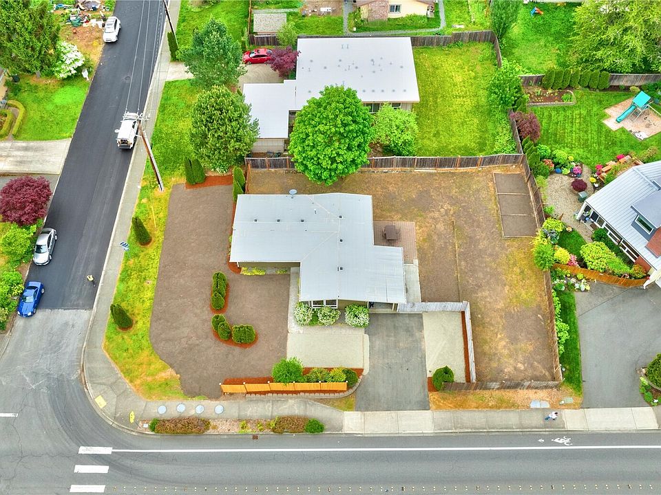 1st image of 1520 143rd Avenue SE #98007