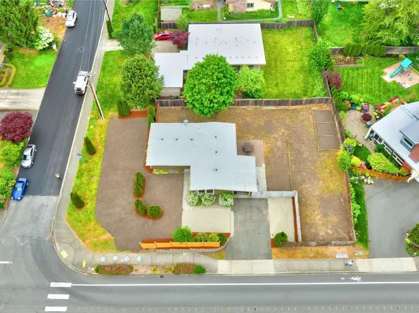 1520 143rd Avenue SE #98007, Bellevue, WA 98007
